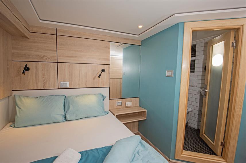 upper deck guest cabin double bed