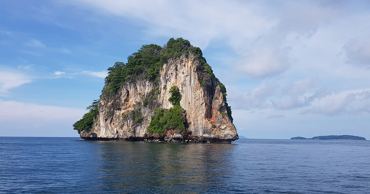 Koh Doc Mai Liveaboard Diving