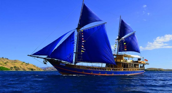 Moana Liveaboard Komodo Indonesia