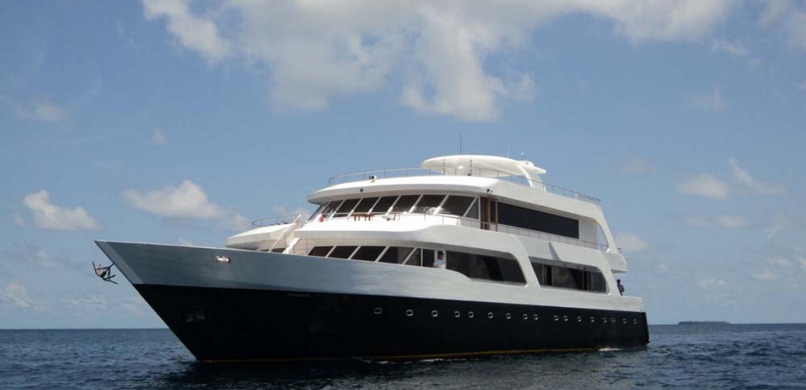 Emperor Leo Liveaboard diving Maldives