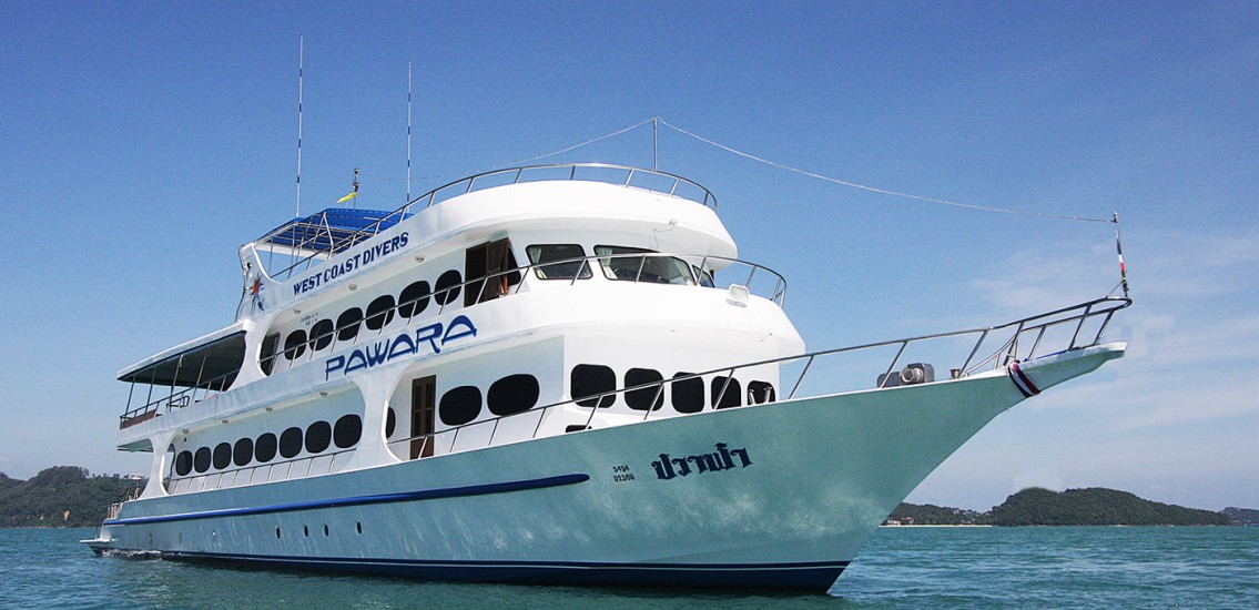 Pawara liveaboard diving boat