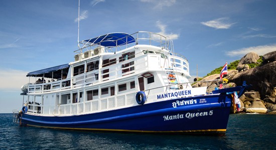 Manta Queen 5 Dive boat