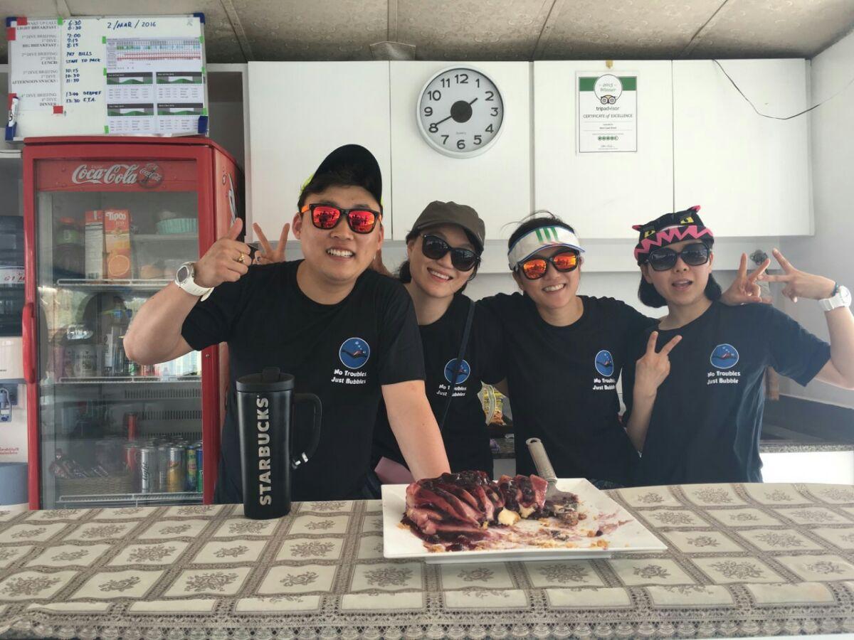 Kelly, Okhui, Dae Gyun & Hyung Jung MV Pawara